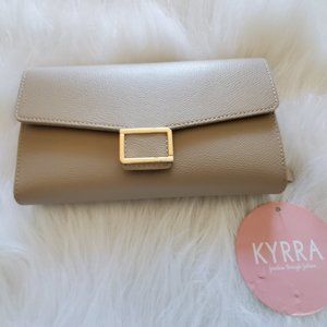 Kyrra Beige/Tan Pebble Wallet - Large